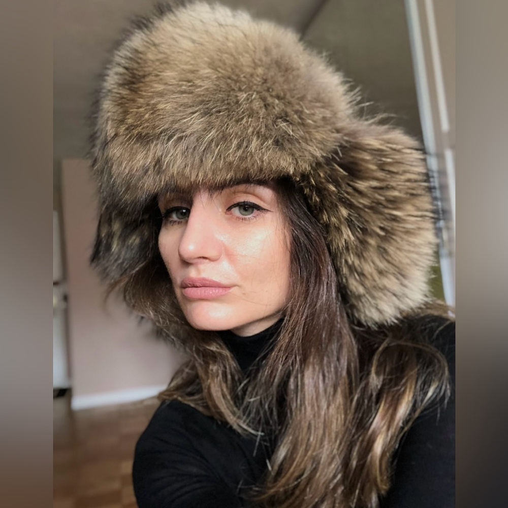 Luxurious Real Fur and Leather Hat in Brown